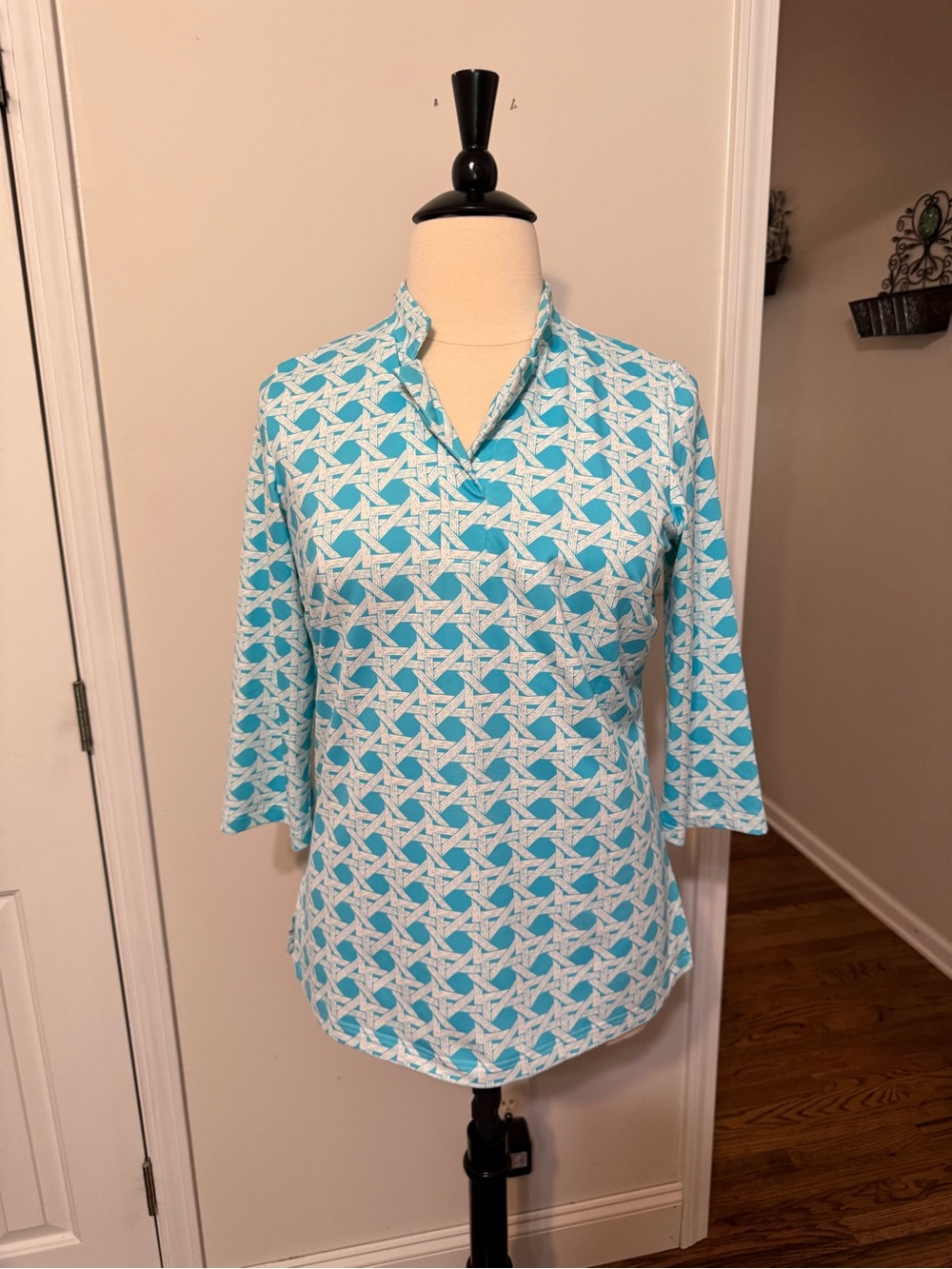 Elizabeth McKay Aqua Geometric Print Tunic Top